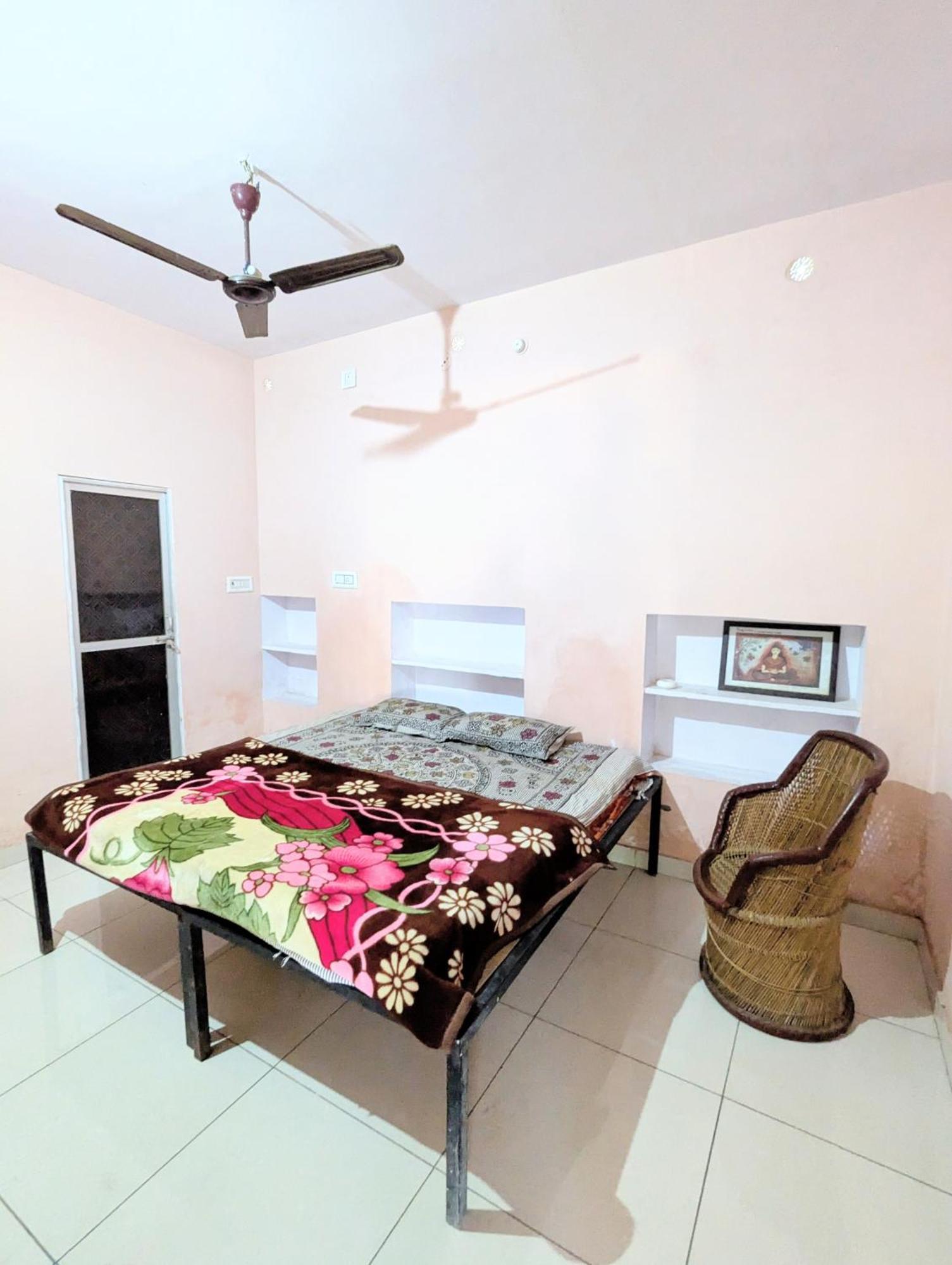 Hotel The Pushkar Flower 객실 사진